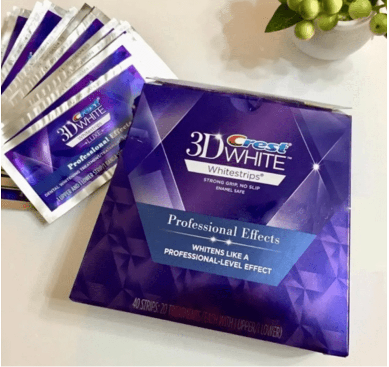 Crest 3D Whitestrips Professional Effects - Half Box (10 Treatments) - Smile Plug